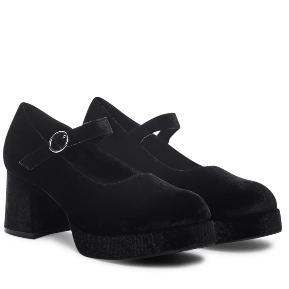 Delia’s Dolls Kill Velvet Platform Mary Janes size 11